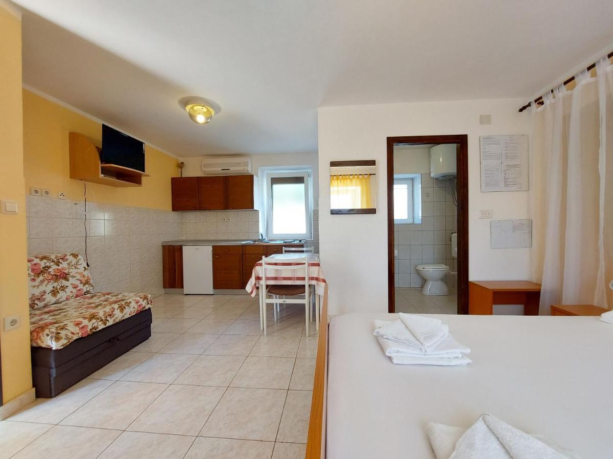 Apartments Ivan Čižići Zewnętrze zdjęcie